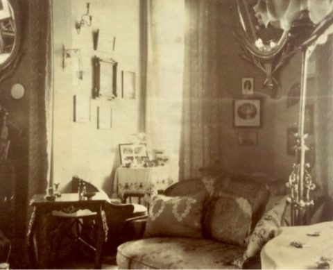 Rīgas “Baltās muižas” (Weissenhof)  spoguļi Drēzdenes interjerā, 20.gs. sākums