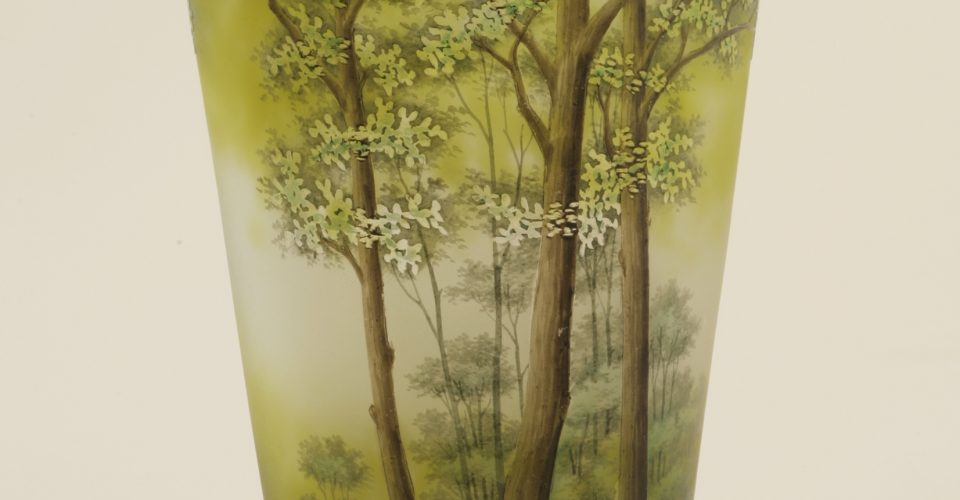 Glass vase. France, Nancy, Daum Freres. 1910–1927