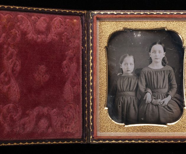 Fragile memories. Daguerreotypes, ambrotypes and tintypes in Latvia